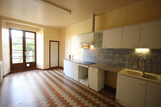  Propri�t�/ch�teau � vendre 9 pi�ces 181 m�