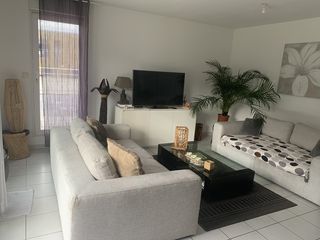  Appartement � louer 3 pi�ces 90 m�