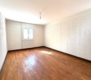  Appartement � louer 4 pi�ces 105 m�