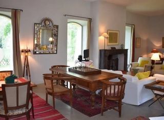  Maison � louer 6 pi�ces 450 m�