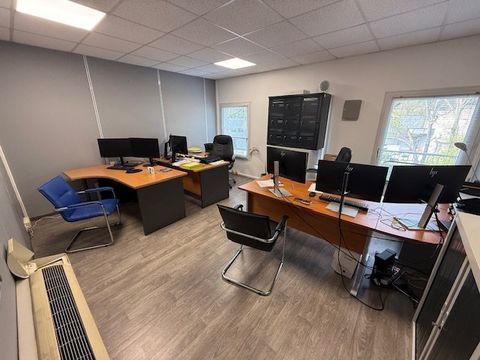 ZAC de GEMENOS/13420<br>Nous vous proposons &agrave; la loca... 1250 13420 Gemenos