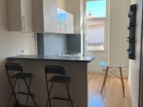   Location Appartement Appartement - 2 pi�ce(s) - 45 m�