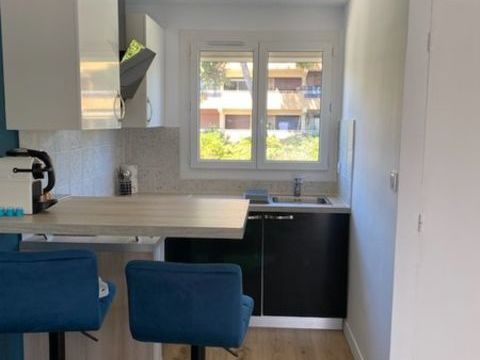   Location Appartement Appartement - 1 pi�ce(s) - 30 m�