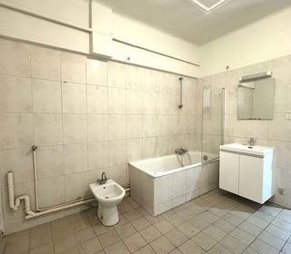  Appartement � louer 4 pi�ces 105 m�