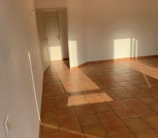  Appartement � louer 3 pi�ces 103 m�