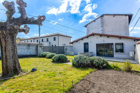   Maison familiale 6 pi�ces 147 m2 Maison - 6 pi�ce(s) - 140 m�