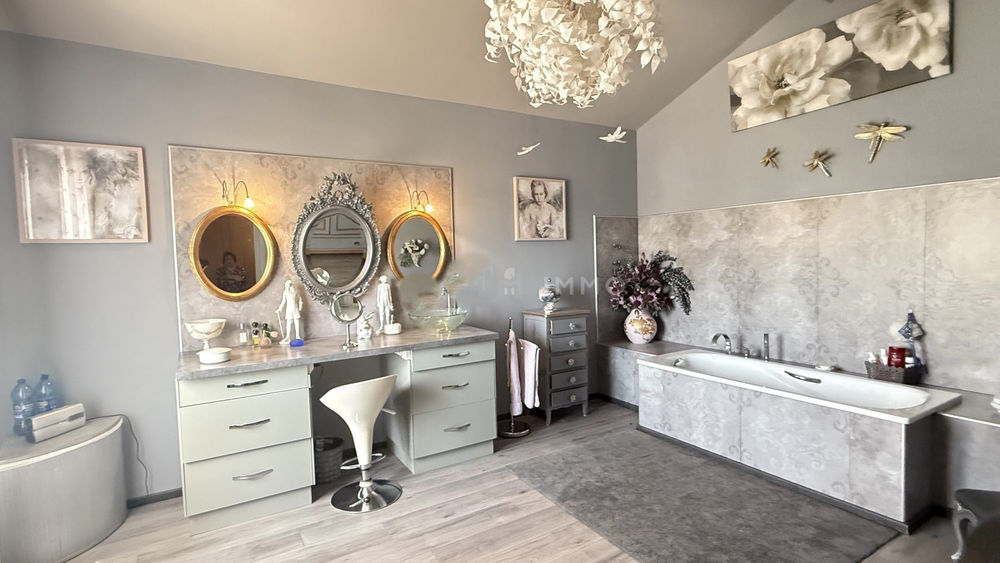 � vendre  Propri�t�/ch�teau Beaucaire (30300)