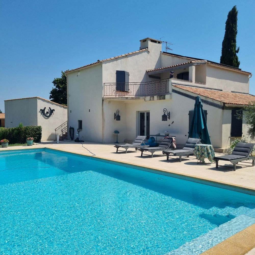 � vendre  Propri�t�/ch�teau Beaucaire (30300)