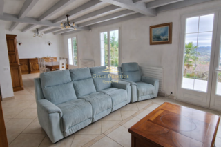  Maison � vendre 7 pi�ces 204 m�