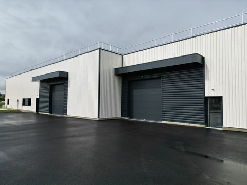 Entrep&ocirc;t  A LOUER 5309 38490 Granieu