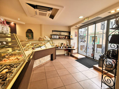 Vente fonds de commerce - Boulangerie-p&acirc;tisserie + appartement - Belley centre 350000 01300 Belley