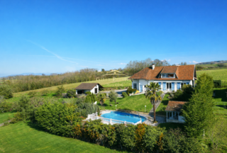  Maison � vendre 7 pi�ces 204 m�