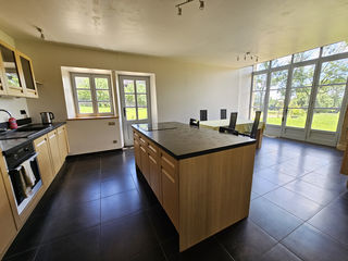  Maison � vendre 9 pi�ces 210 m�