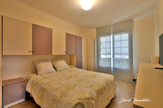  Maison � vendre 10 pi�ces 250 m�