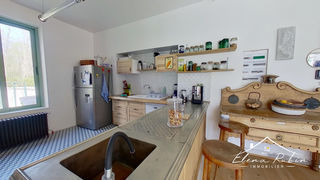  Propri�t�/ch�teau � vendre 8 pi�ces 200 m�