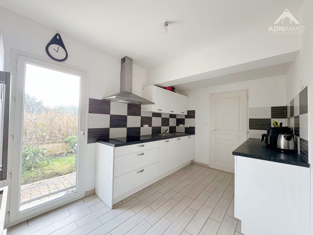 � vendre  Maison Saint-Genis-Pouilly (01630)