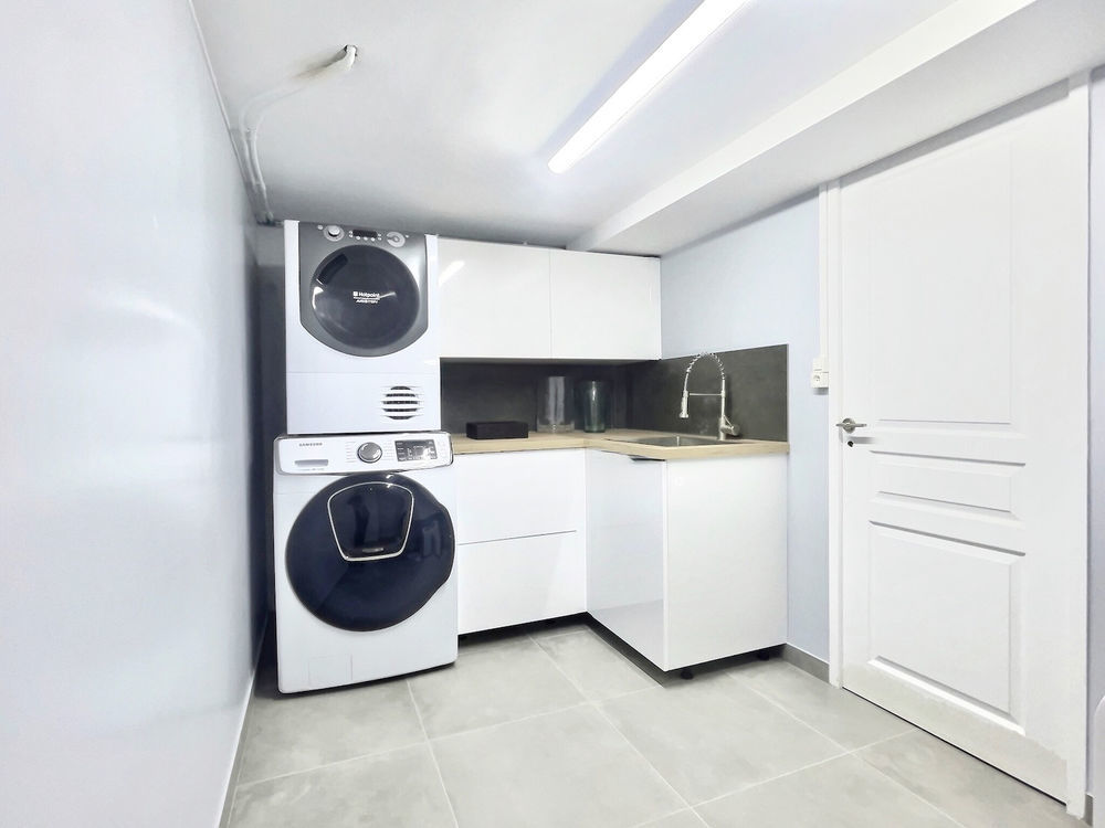 � vendre  Maison Divonne-les-Bains (01220)