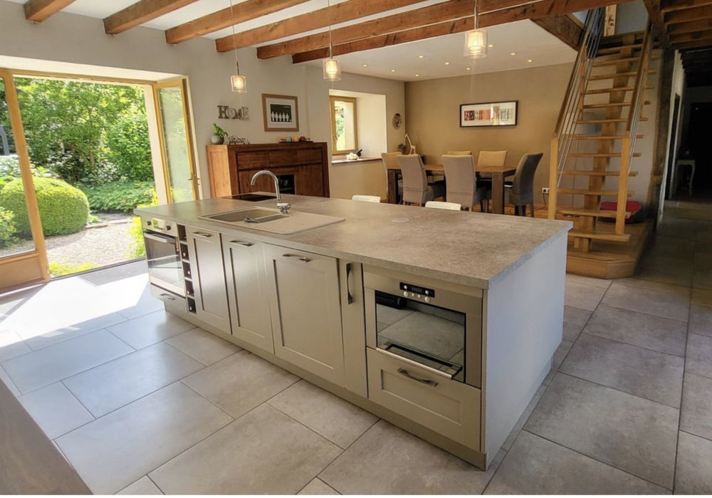 � vendre  Propri�t�/ch�teau Cl�gu�rec (56480)