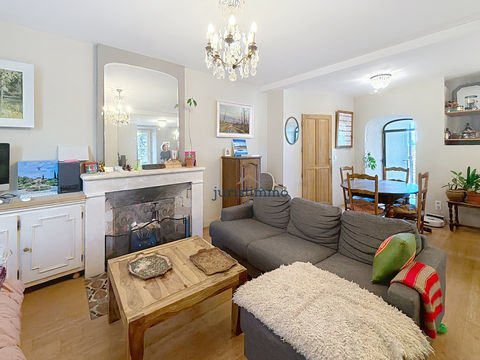   GIGONDAS - BELLE MAISON DE CARACTERE . COUP DE COEUR GARANTI ! Maison - 6 pi�ce(s) - 130 m�