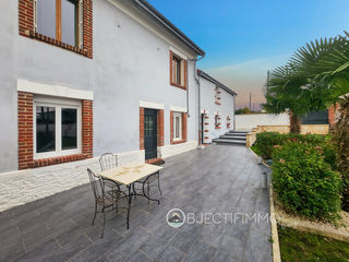  Maison � vendre 10 pi�ces 250 m�