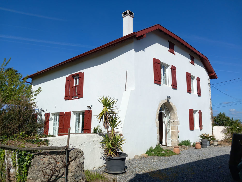 � vendre  Maison Urt (64240)