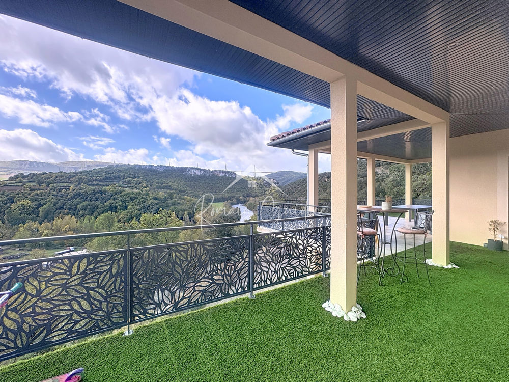 � vendre  Propri�t�/ch�teau Millau (12100)