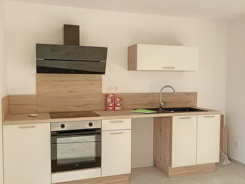   � Sainte-C�cile-Les-Vignes, appartement � louer terrasse Appartement - 3 pi�ce(s) - 67 m�