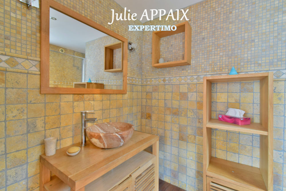 � vendre  Maison Saint-Rapha�l (83700)