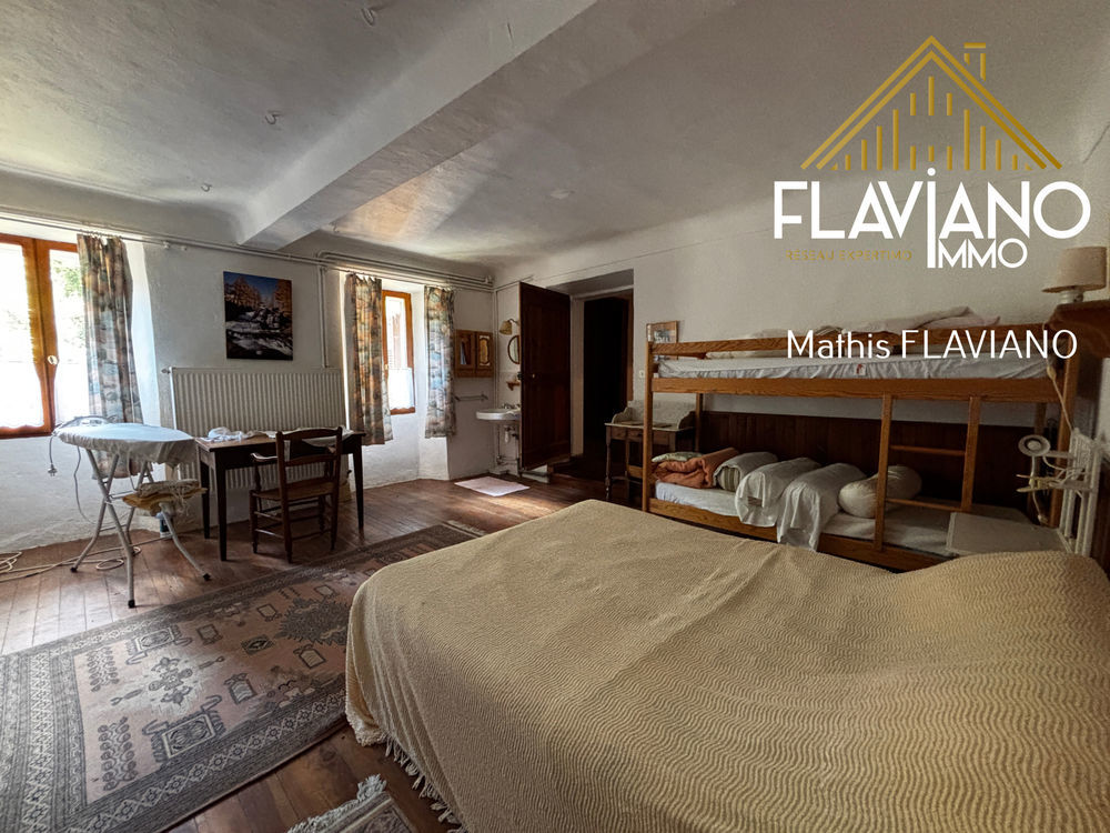 � vendre  Maison Barcelonnette (04400)