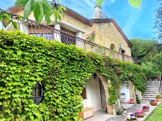  Maison � vendre 9 pi�ces 220 m�