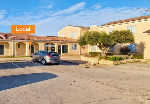 A louer local professionnel &agrave; Saint-Siffret 700 30700 St siffret