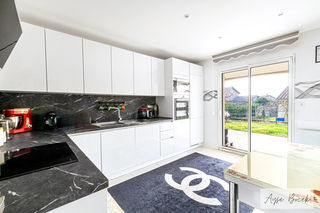  Maison � vendre 10 pi�ces 200 m�