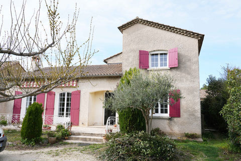   VILLA TRADITIONNELLE Maison - 5 pi�ce(s) - 109 m�