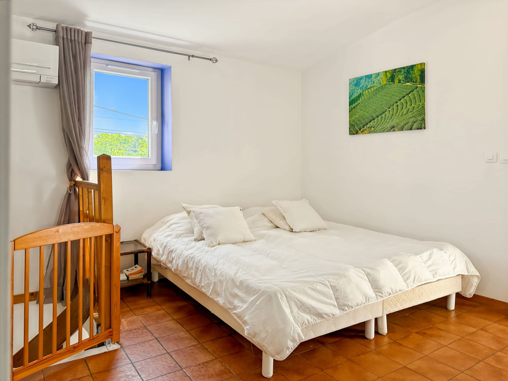 � vendre  Propri�t�/ch�teau Villeneuve-de-Berg (07170)