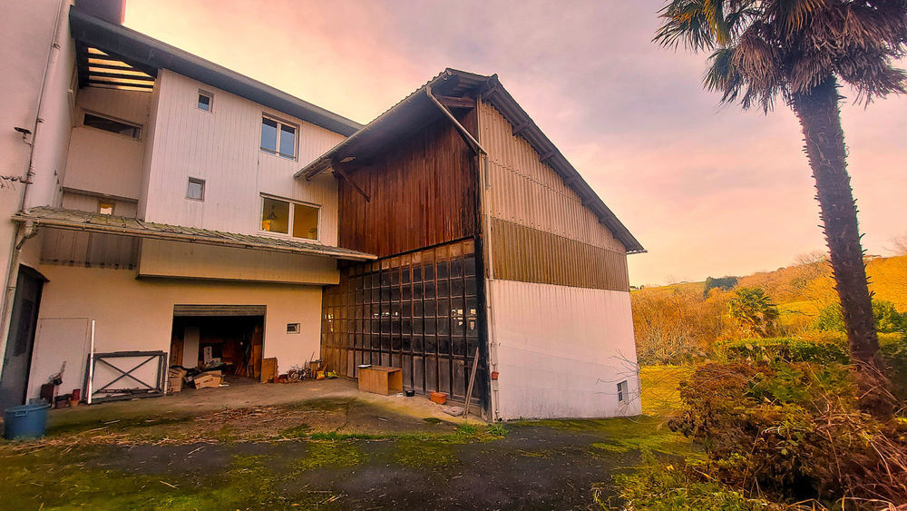 � vendre  Maison Bardos (64520)