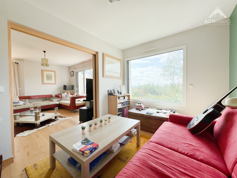 � vendre  Maison Chevry (01170)