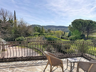  Maison � vendre 9 pi�ces 220 m�