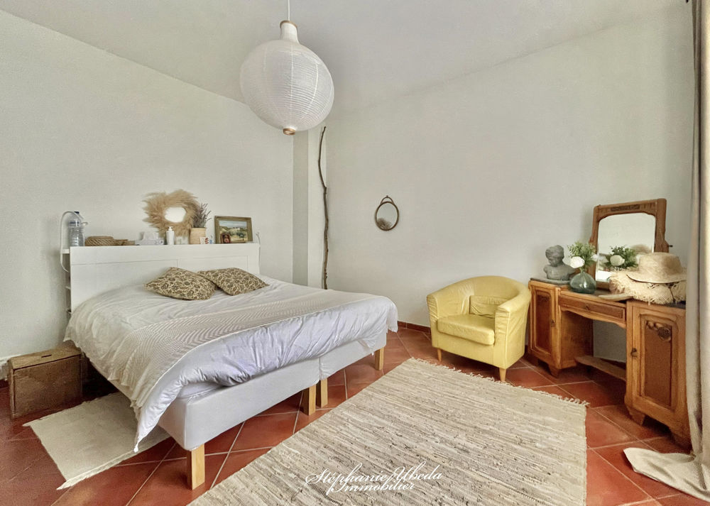 � vendre  Maison Eygui�res (13430)