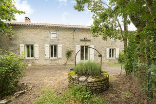  Ferme � vendre 8 pi�ces 300 m�