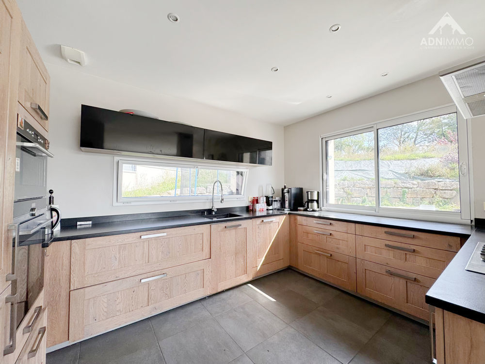 � vendre  Maison Chevry (01170)