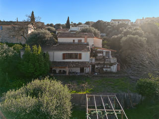  Maison � vendre 9 pi�ces 225 m�