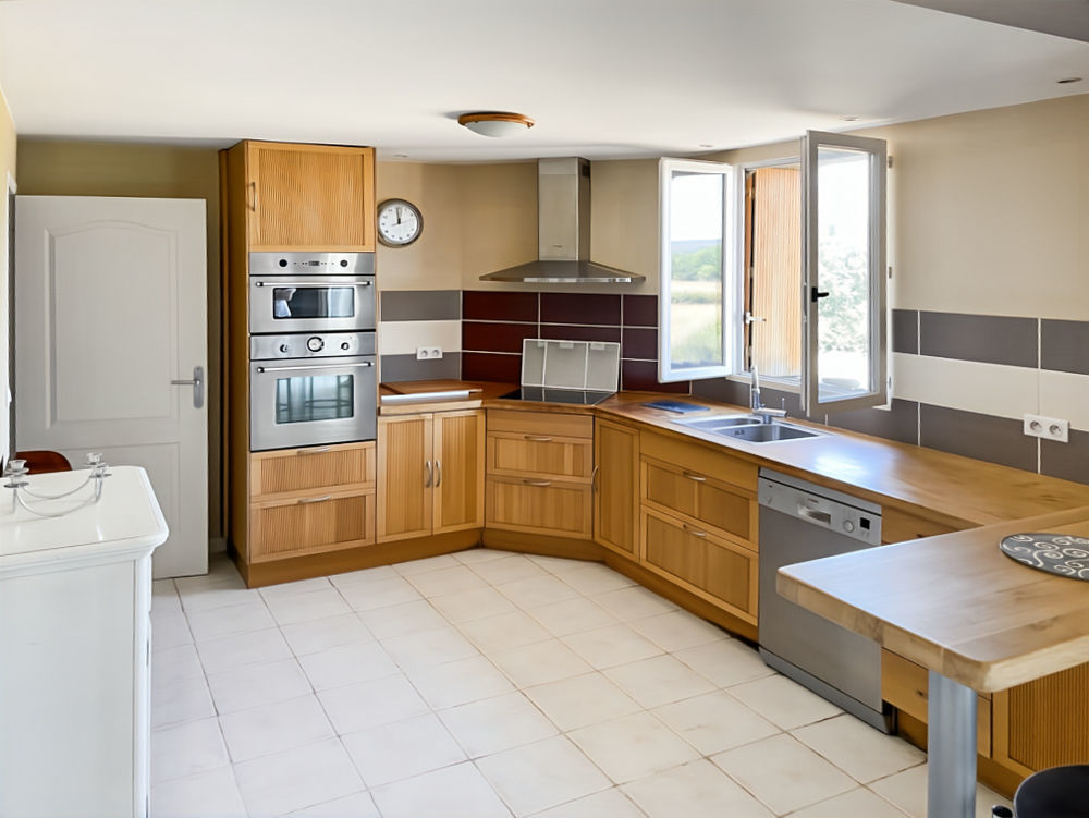 � vendre  Maison Uz�s (30700)