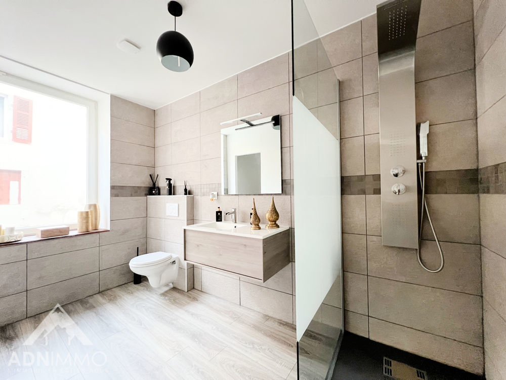 � vendre  Maison Collonges (01550)