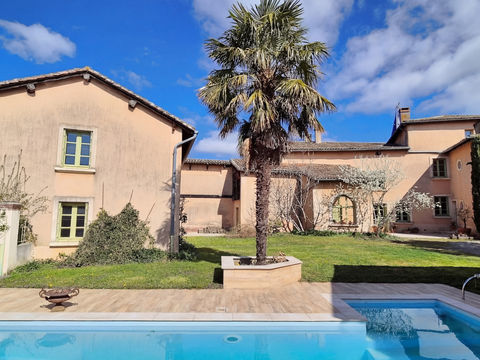   Propri�t� de charme id�ale pour grande famille, projet interg�n�rationnel ou maison d'h�tes Propri�t�/ch�teau - 10 pi�ce(s) - 262 m�