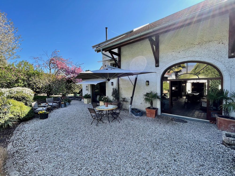 � vendre  Maison Divonne-les-Bains (01220)