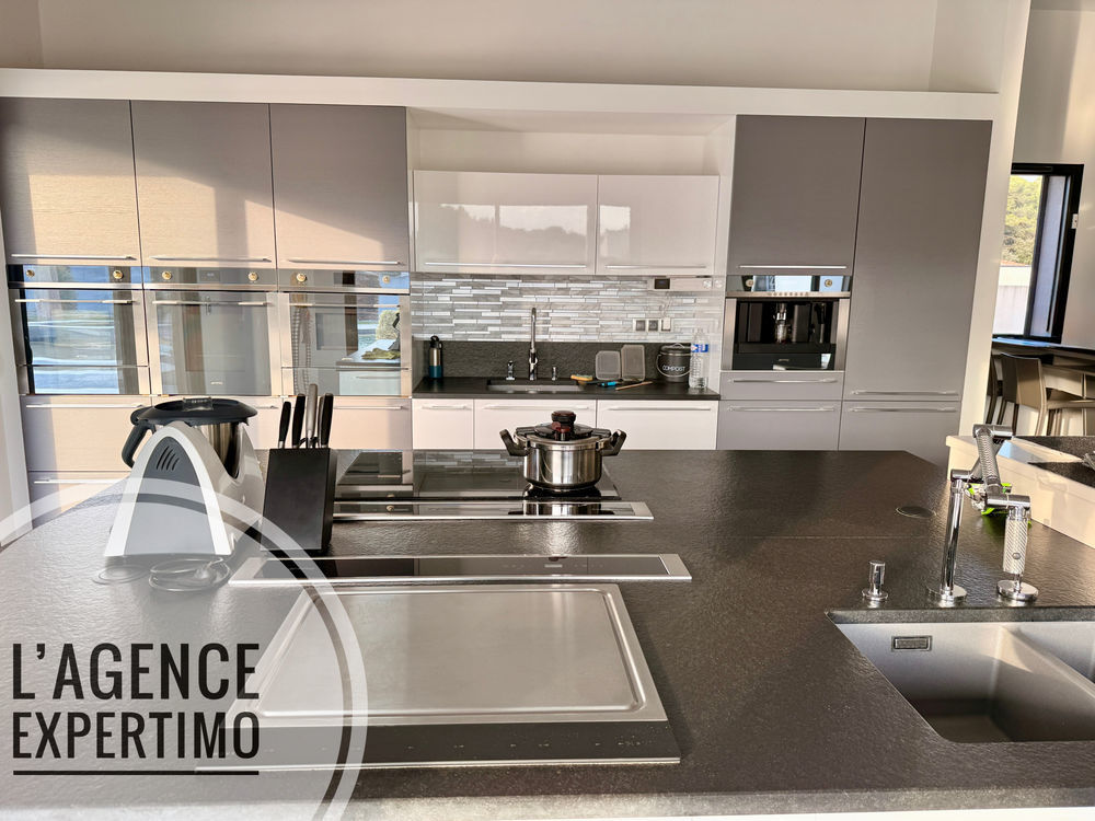 � vendre  Maison Uchaux (84100)