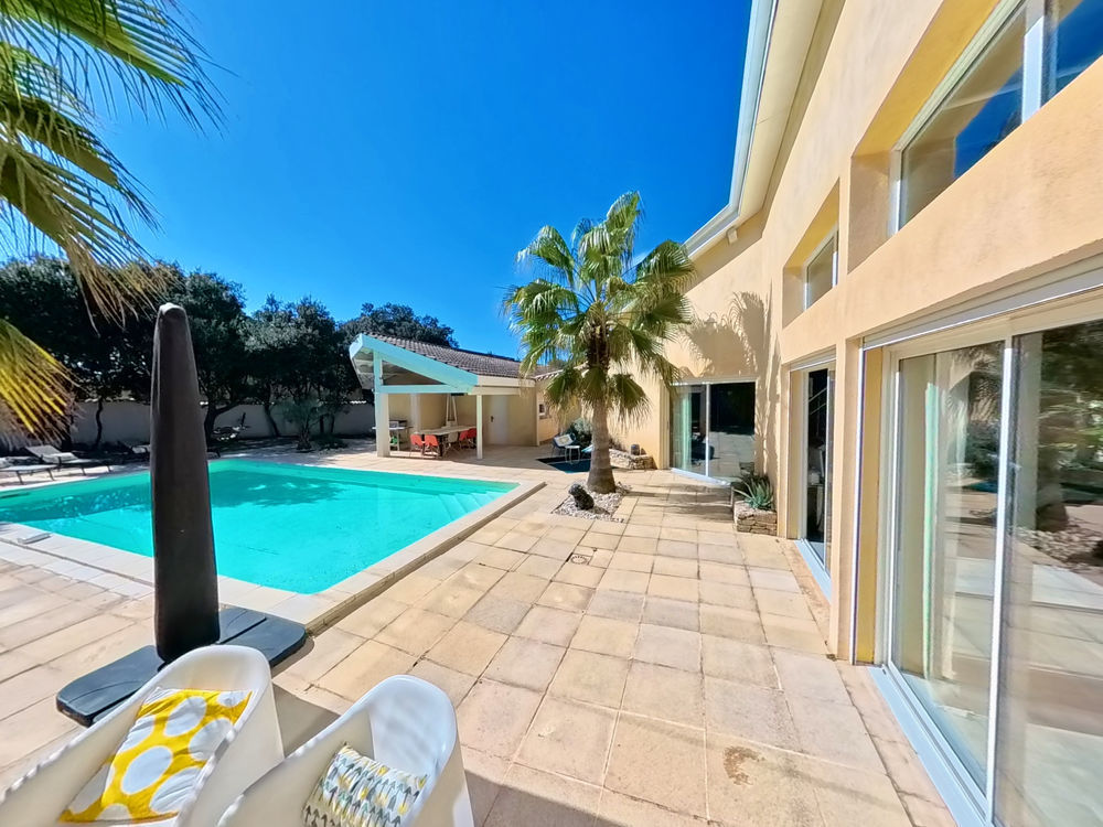 � vendre  Maison Uz�s (30700)