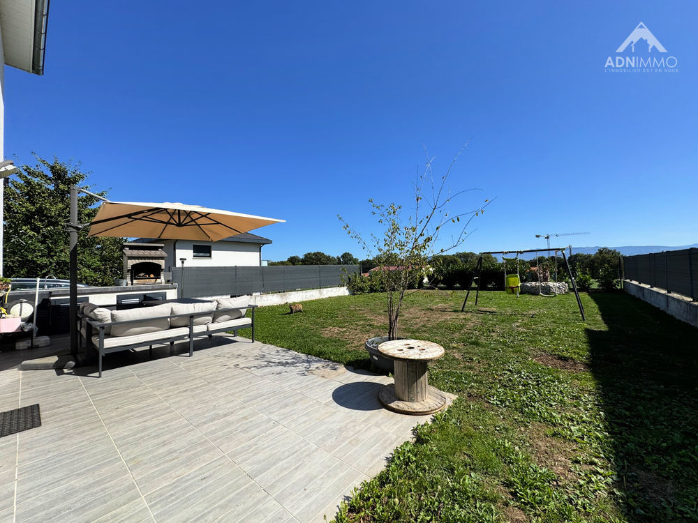 � vendre  Maison P�ron (01630)