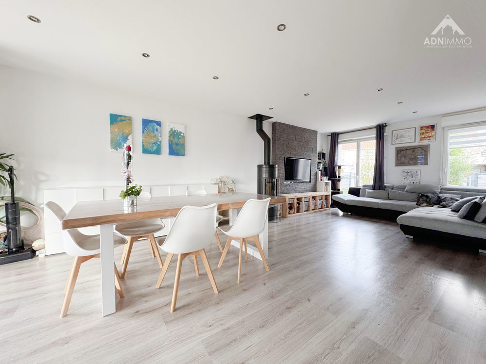 � vendre  Maison Saint-Genis-Pouilly (01630)