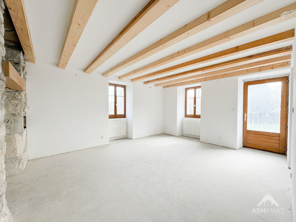 � vendre  Maison Saint-Jean-de-Gonville (01630)